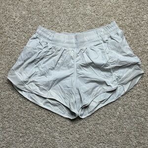 Lululemon Hotty Hot Short II *Long 4"